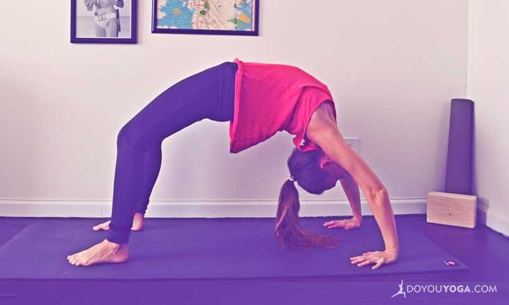 Wheel Pose (Urdhva Dhanurasana) – Queen of Yoga Backbends - TINT Yoga