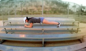 How to Do Forearm Plank Pose - DoYou